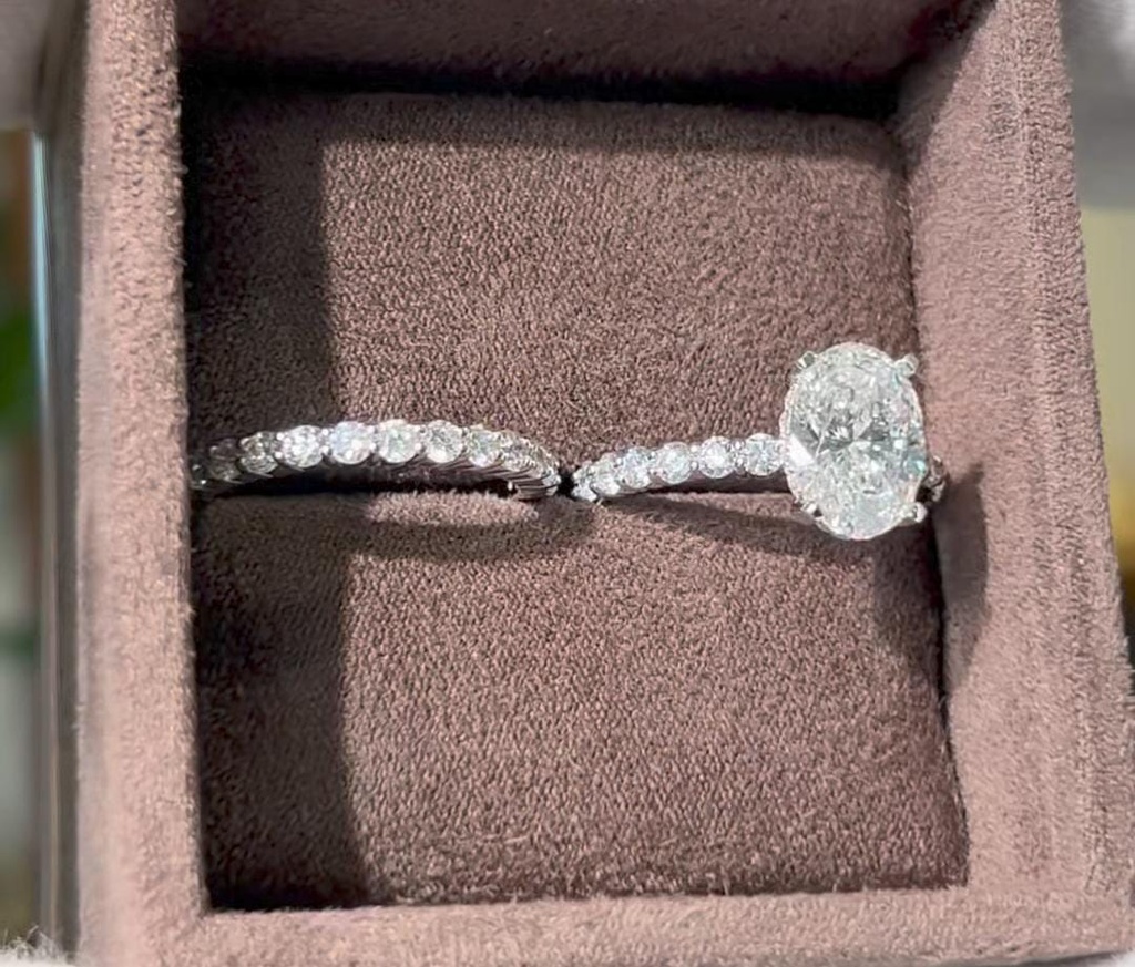 Mostafa Farhat-3ct lab diamond solitaire and alliance