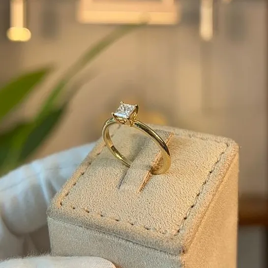 Princess cut 0.4ct