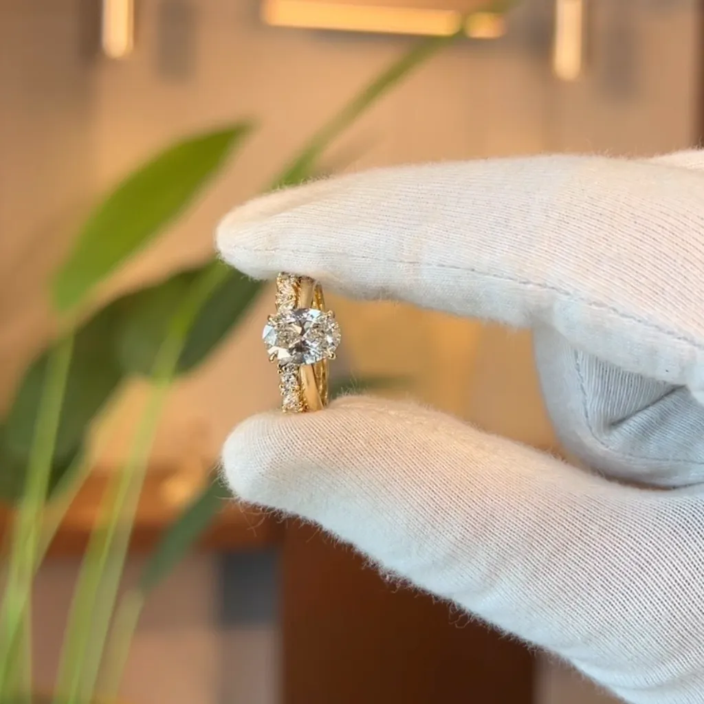 2ct Oval Lab