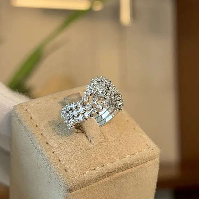 Broadbill Ring