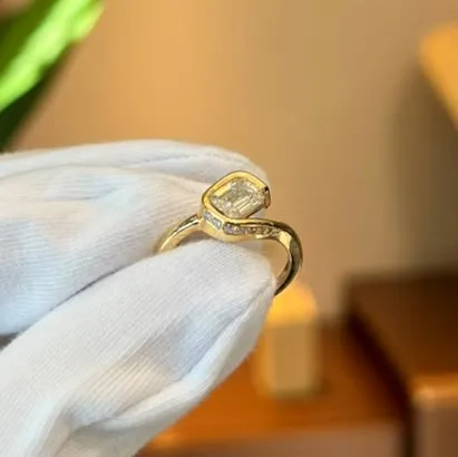 Bateleur Ring