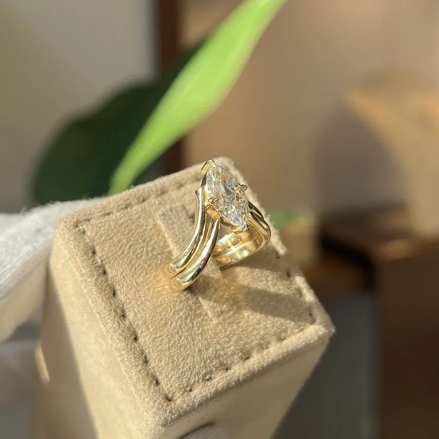 2.06ct Marquise