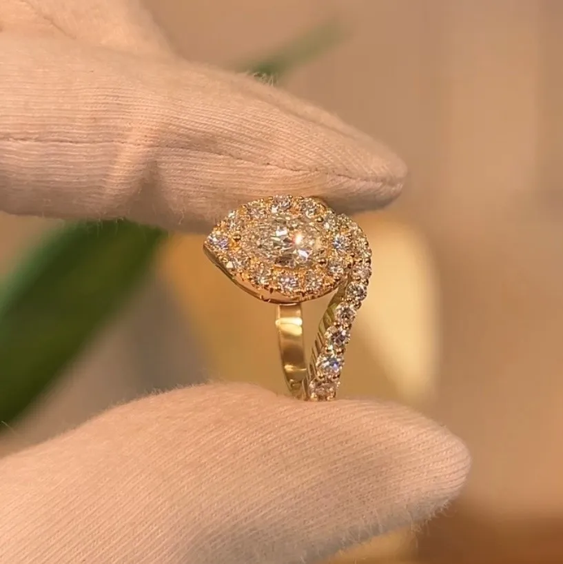 Sabrewing Ring