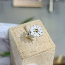 Daisy ring
