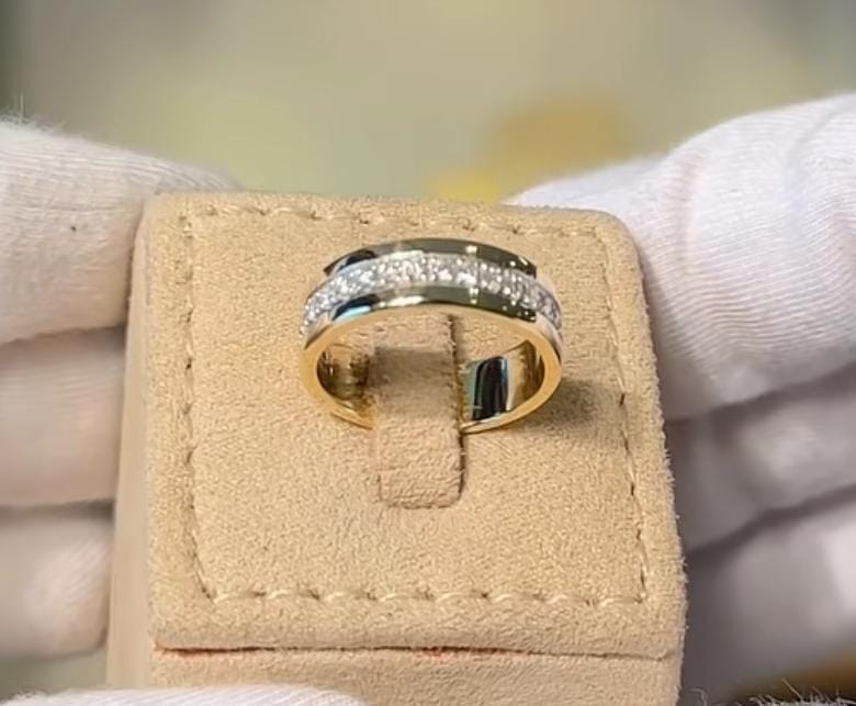 Mohamad Daaboul-3 bands natural diamonds