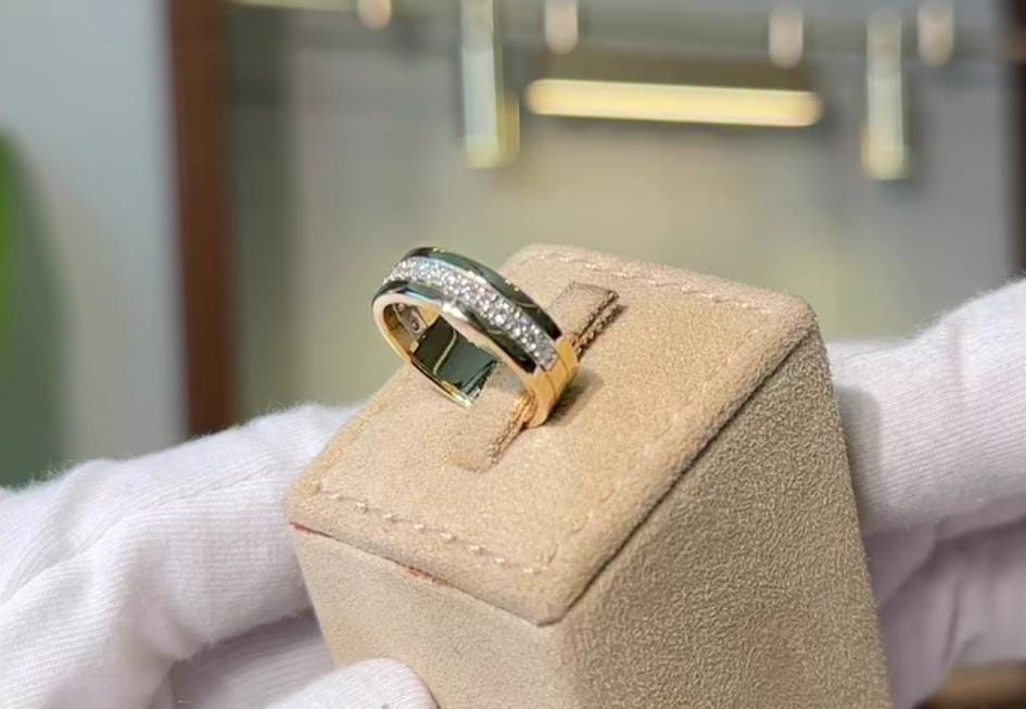 Mohamad Daaboul-3 bands natural diamonds