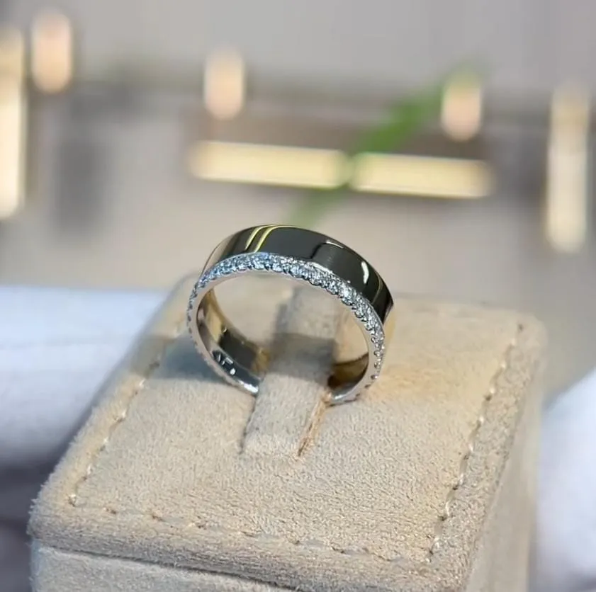 Simple Ring