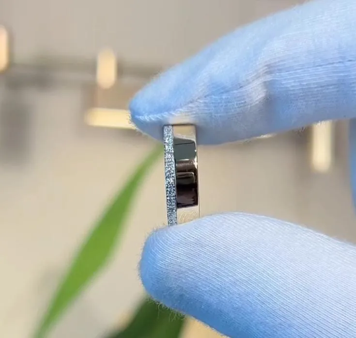 Simple Ring