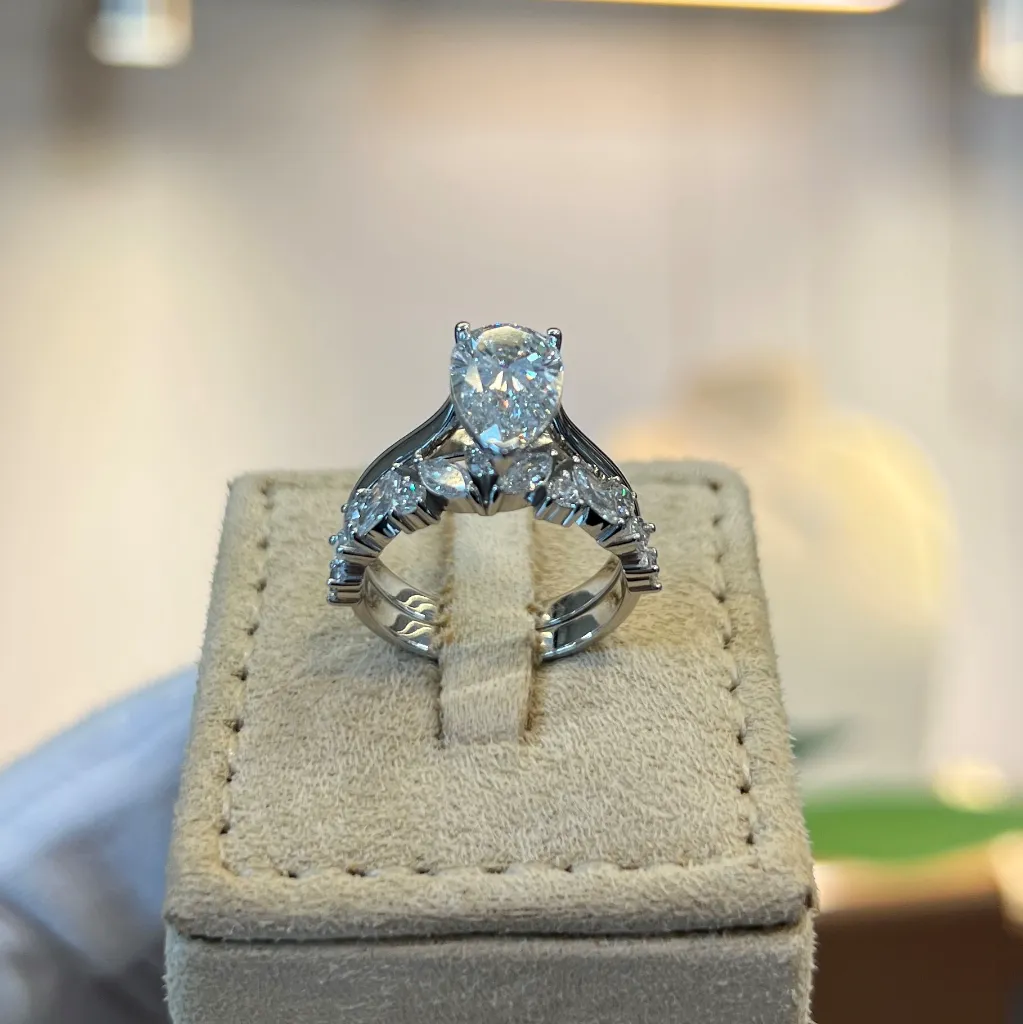 Paradisaea Set Ring