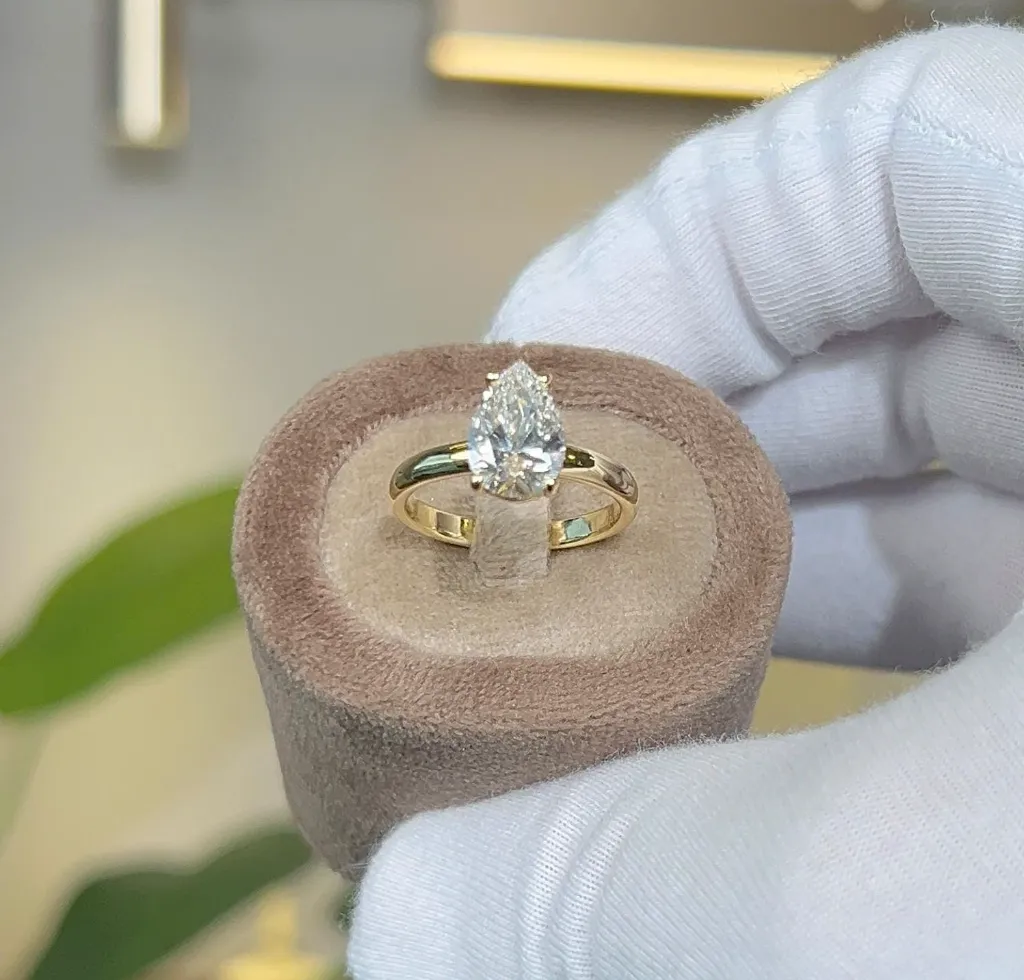 Ptiloris Ring