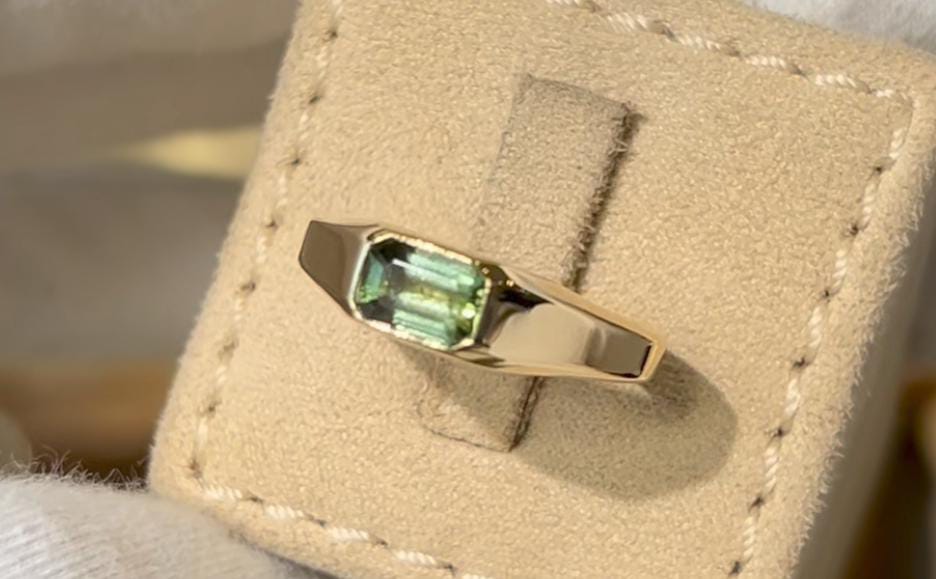 Rachelle Rachid Natural green stone ring