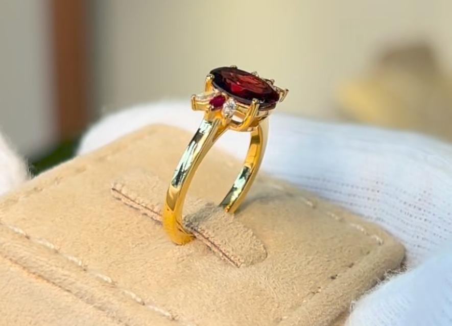 Fnu Syeda Zehra Fatima-akiq ring with diamonds and ruby