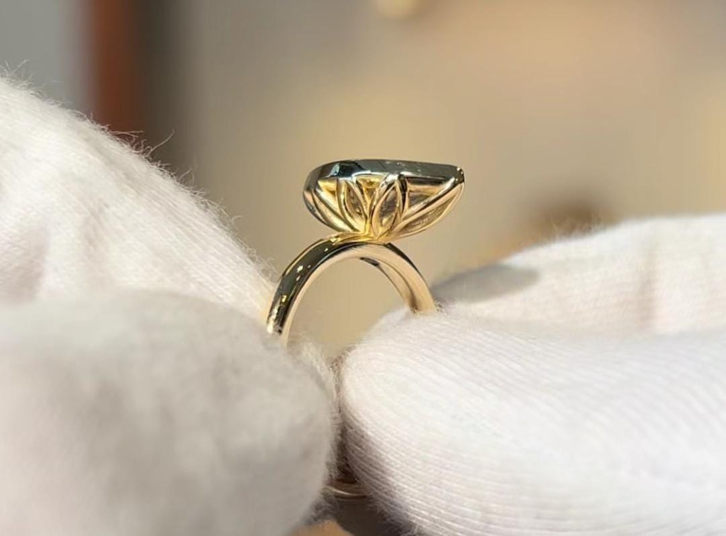 Lara kkhateeb solitaire 2 ct ab marquise