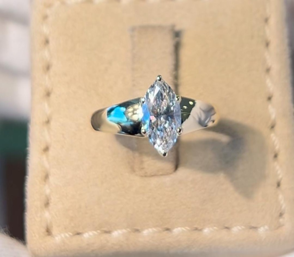 Fatima Rezan Osman lab marquise ring