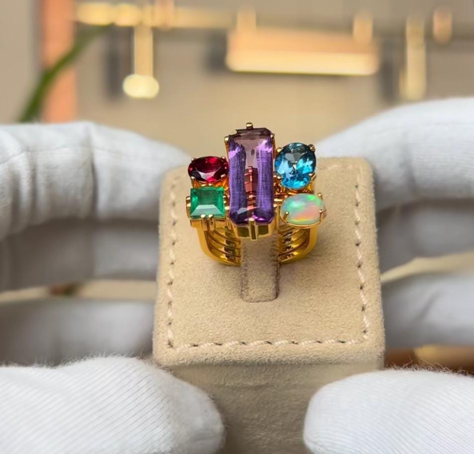 Fatma Musa Natural stones rings set