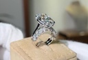 Solitaire 8ct & Alliance
