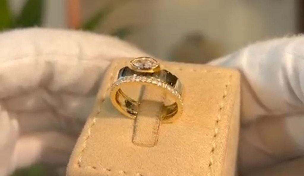 LG Diamond Rings