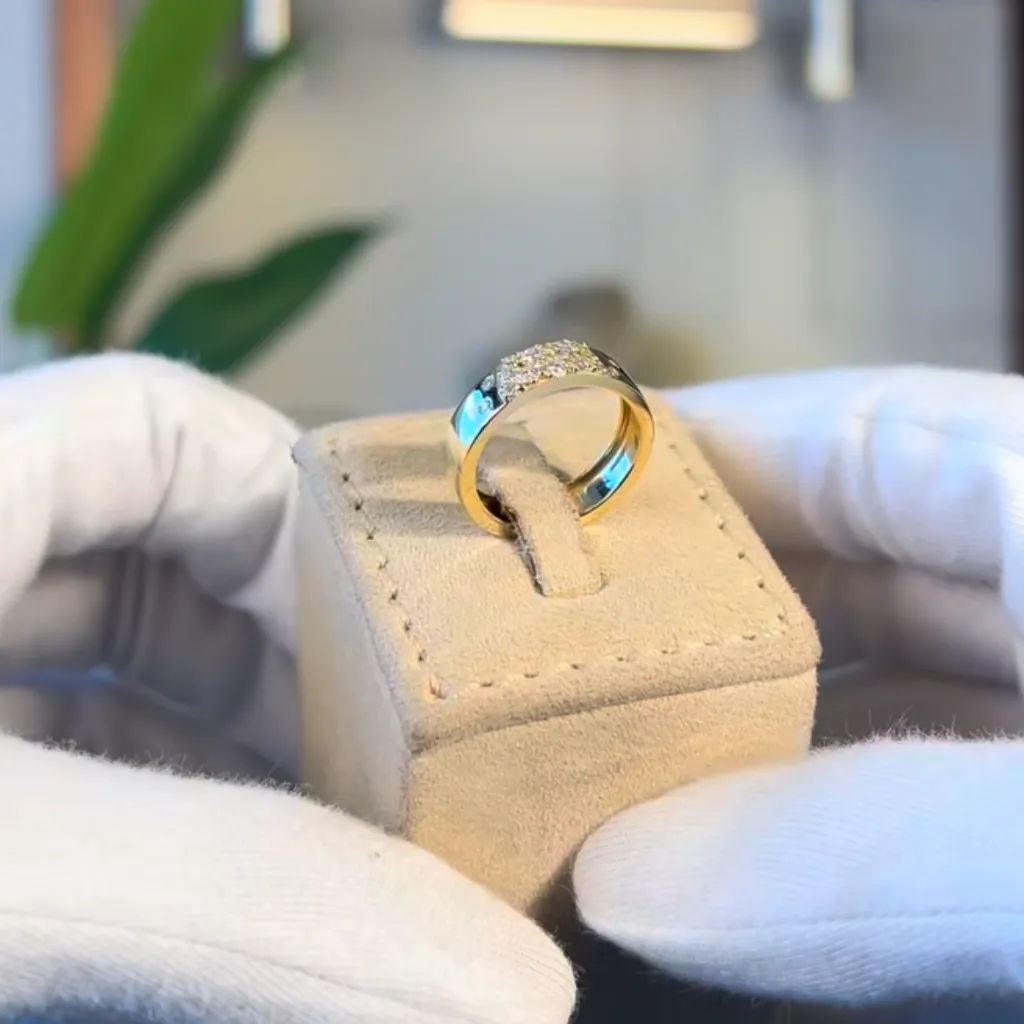 The Siskin Ring