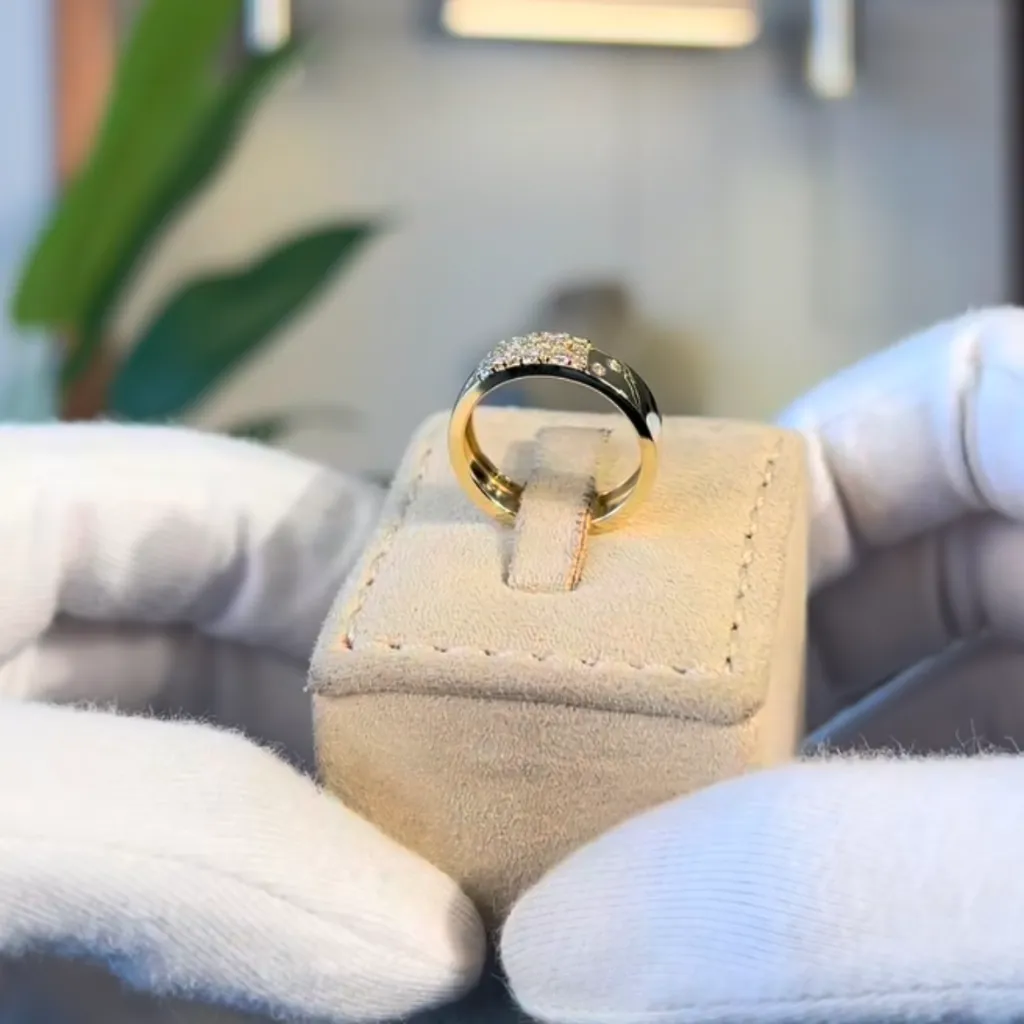 The Siskin Ring