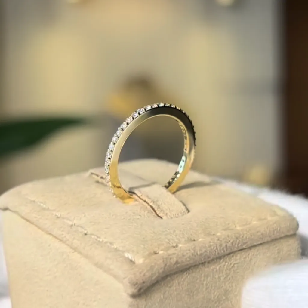 LGD Pure Elegance Wedding Band