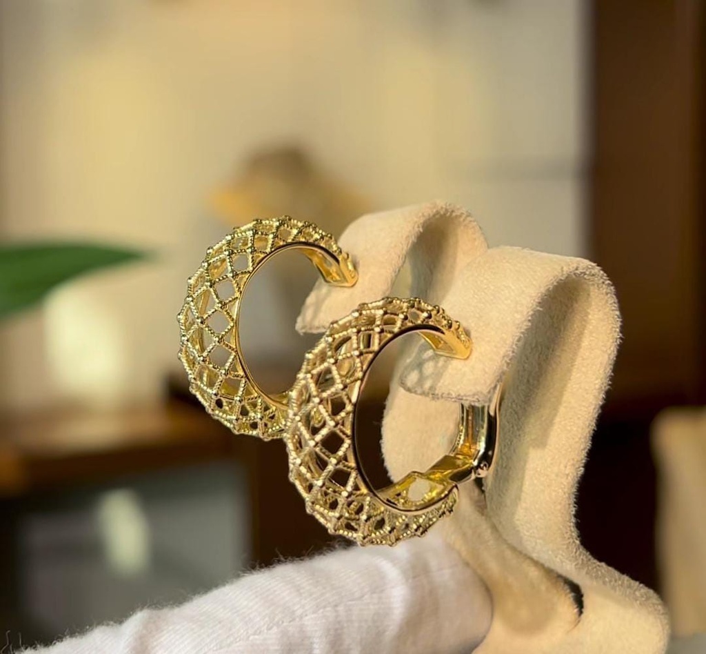 Jessenia Kunbaz Wavy Bombe Earrings