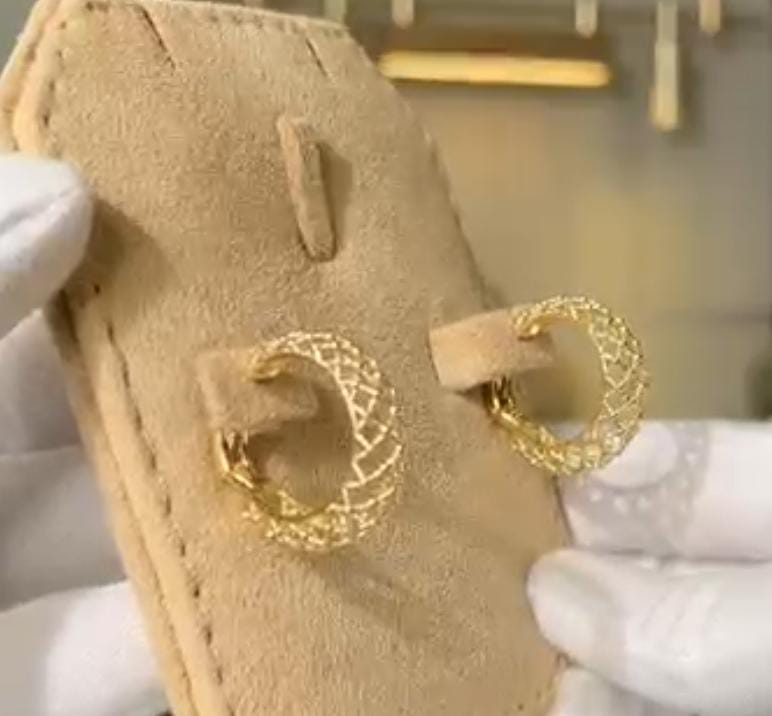 Jessenia Kunbaz Wavy Bombe Earrings